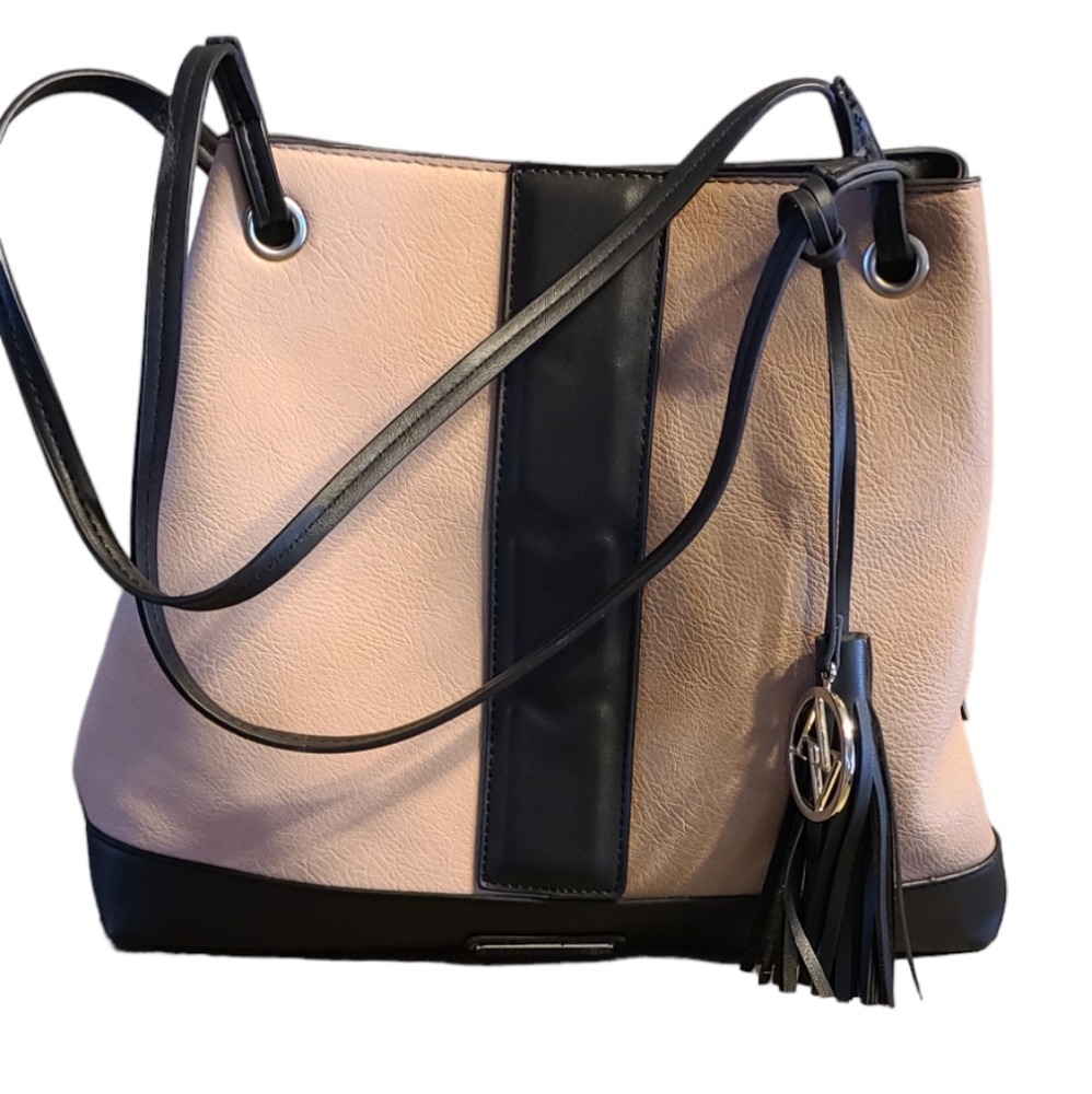 Adrienne Vittadini Tote